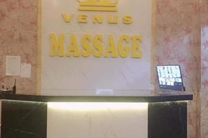 Công an quận Bắc Từ Liêm nói gì về việc quán massager Venus hoạt động trá hình và karaoke bị đình chỉ vẫn hoạt động