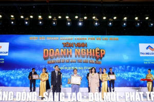 Thắng Lợi Group liên tiếp được vinh danh là doanh nghiệp tiêu biểu, xuất sắc năm 2020 Thắng Lợi Group liên tiếp được vinh danh là doanh nghiệp tiêu biểu, xuất sắc năm 2020