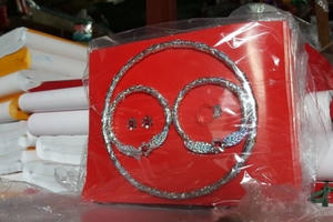 'Đại gia cô hồn' sở hữu hàng trăm biệt thự, xe hơi và du thuyền hạng sang