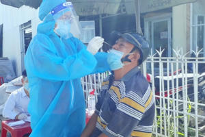 Tổ chức xét nghiệm tầm soát Covid-19 ngẫu nhiên tại TP Bạc Liêu