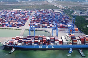 Gỡ khó cho doanh nghiệp vận tải biển