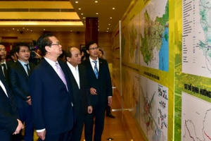 Điều chỉnh quy hoạch vùng thủ đô xứng tầm trung tâm kinh tế tổng hợp Điều chỉnh quy hoạch vùng thủ đô xứng tầm trung tâm kinh tế tổng hợp