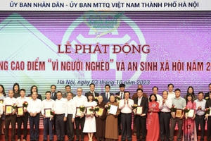 T&T Group ủng hộ 1 tỷ đồng cho Quỹ “Vì người nghèo” thành phố Hà Nội