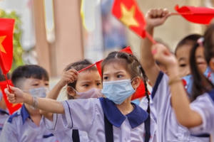 Tổ chức khai giảng và chuẩn bị năm học mới trong tình hình dịch bệnh phức tạp