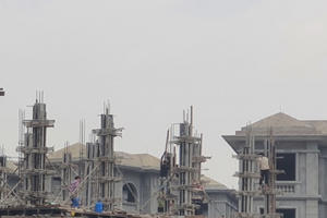 Rùng mình cảnh thi công tại dự án biệt thự Vườn Cam