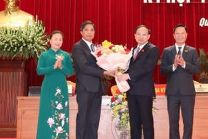 Phê chuẩn kết quả bầu Phó Chủ tịch UBND tỉnh Quảng Ninh