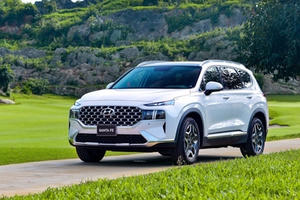 Phân khúc SUV 7 chỗ: Hyundai Santa Fe lật đổ Toyota Fortuner ra sao?
