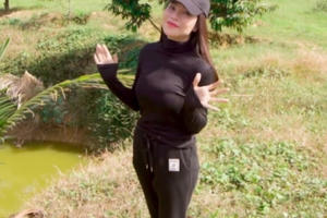 Chân dài có vòng ba hơn 1m chi 15 tỷ mua 2 mảnh đất làm nông trại là ai?