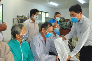 Cần Thơ: “Xuân ấm tình thương” vì người nghèo khuyết tật