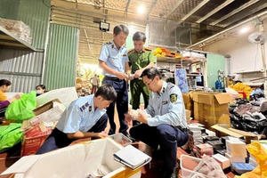 Hà Nội: Triển khai công tác đấu tranh chống buôn lậu, gian lận thương mại và hàng giả