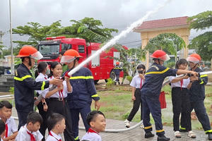 Công an Tây Ninh nâng cao kỹ năng, nhận thức pháp luật trong học đường