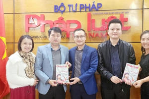 Nâng cao nhận thức chính trị, đạo đức nghề nghiệp của người làm báo