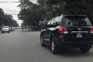 Hai xế hộp Land Cruiser VX doanh nghiệp tặng được tỉnh Nghệ An bán đấu giá