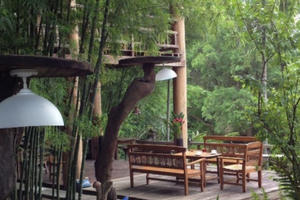 Đại gia 'lẩm cẩm' xây biệt khu trú ẩn, dính lời đồn rửa tiền