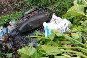 Người phụ nữ tử vong dưới mương nước, người dân huyện Khoái Châu xôn xao