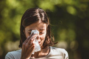 10 dấu hiệu cho thấy hệ miễn dịch yếu