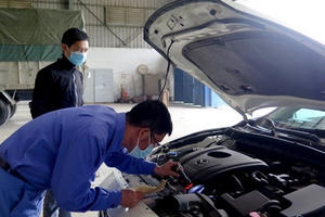 Đủ thủ đoạn ngụy trang xe sang bằng hồ sơ “xe cỏ”