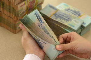 Lương tối thiểu vùng năm 2021 được giữ nguyên, thấp nhất 3,07 triệu đồng/tháng Lương tối thiểu vùng năm 2021 được giữ nguyên, thấp nhất 3,07 triệu đồng/tháng