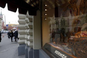 Các thương hiệu xa xỉ dừng kinh doanh ở Nga