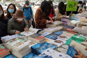 Ngành xuất bản năm 2021: Vượt khó để phát triển theo hướng tinh túy