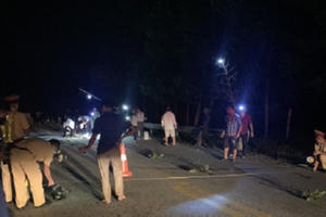 Tài xế lái xe xe đầu kéo bỏ chạy khỏi hiện trường sau khi cán chết 1 người