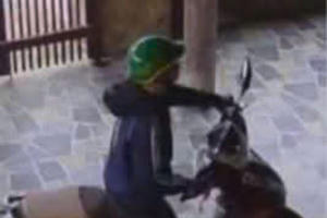 Xuyên đêm bắt giữ nghi phạm dùng súng bắn người tử vong tại Hà Tĩnh Xuyên đêm bắt giữ nghi phạm dùng súng bắn người tử vong tại Hà Tĩnh