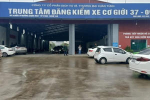 Nghệ An: Công an khám xét Trung tâm đăng kiểm xe cơ giơi 37-09D
