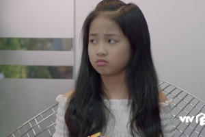 Cô bé bị ném đá vì diễn quá đạt vai hỗn láo ở phim "Những cô gái trong thành phố"