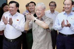 Tổng Bí thư Nguyễn Phú Trọng tiếp xúc cử tri tại Hà Nội