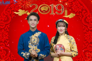 Bản tin Xuân 3 miền: Hương vị đất Việt qua chiếc bánh chưng xanh Bản tin Xuân 3 miền: Hương vị đất Việt qua chiếc bánh chưng xanh