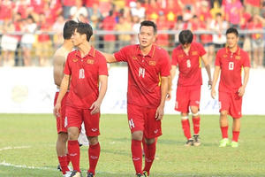 Lời hứa của bầu Đức và tấn bi kịch của bóng đá Việt Nam