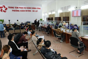 Nghiêm cấm tổ chức liên hoan, chúc mừng nhận chức, lên chức liên quan đến sắp xếp, hợp nhất đơn vị hành chính