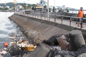 Đảo Ngọc và nỗi buồn “ngập nhựa”