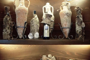 Pháp: Thưởng thức rượu được ngâm dưới biển sâu