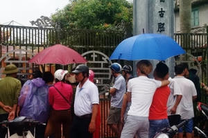 Thái Bình: Giữa mưa bão bàng hoàng phát hiện người đàn ông treo cổ trong đình