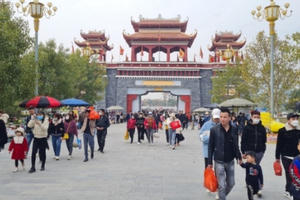 Vĩnh Phúc: Hơn 230 nghìn du khách chiêm ngưỡng vẻ đẹp danh thắng Tây Thiên