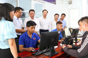 Tây Ninh vượt chỉ tiêu về cung cấp dịch vụ công trực tuyến toàn trình