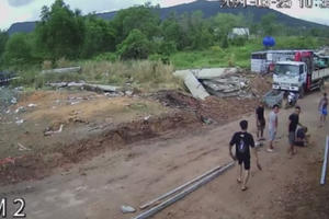 Phú Quốc: Nam thanh niên bị đánh hội đồng vì không bán lại phế liệu?