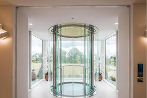 Thang máy kính – “viên ngọc sáng” cho kiến trúc biệt thự