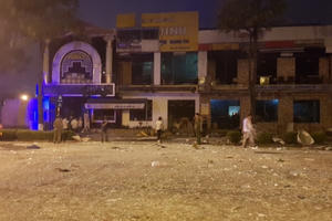 Nổ kinh hoàng trong đêm ngay trung tâm TP Vinh