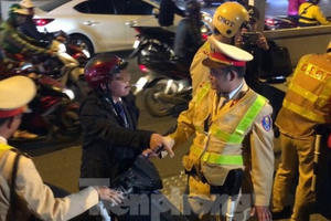 Người tự xưng Vụ trưởng không đo nồng độ cồn đối diện mức phạt nào?