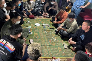 Đột kích trang trại phá sới bạc “khủng” thu giữ hàng trăm triệu đồng