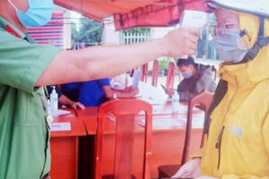 Lâm Đồng: Thiếu trách nhiệm trong việc chỉ đạo phòng chống dịch, Chủ tịch phường bị đình chỉ công tác