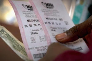 Trúng số hơn 93 tỷ đồng, gần 1 năm 'chưa thèm' đi nhận thưởng