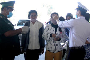 Tỉnh Tây Ninh cách ly 11 du khách nhập cảnh vào Việt Nam