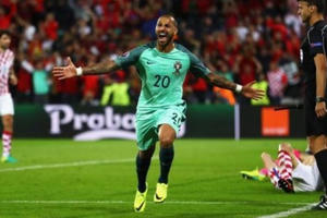 CLB Hà Nội nói gì sau khi từ chối Ricardo Quaresma?