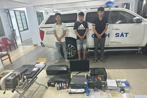 Điều tra cuộc gọi lừa đảo, phát lộ đường dây làm giả con dấu, căn cước, bằng lái xe quy mô lớn