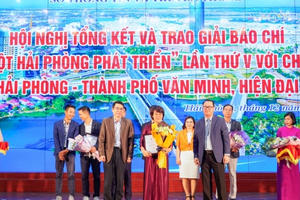 Báo Pháp luật Việt Nam đạt giải báo chí “Vì một Hải Phòng phát triển” Báo Pháp luật Việt Nam đạt giải báo chí “Vì một Hải Phòng phát triển”
