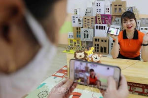 Nỗ lực chuyển đổi số trong giáo dục - Bài 1: Những lớp học trực tuyến thời COVID-19