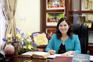 Tổng giám đốc Lê Thị Bình - Người phụ nữ "Giỏi việc nước, đảm việc nhà"